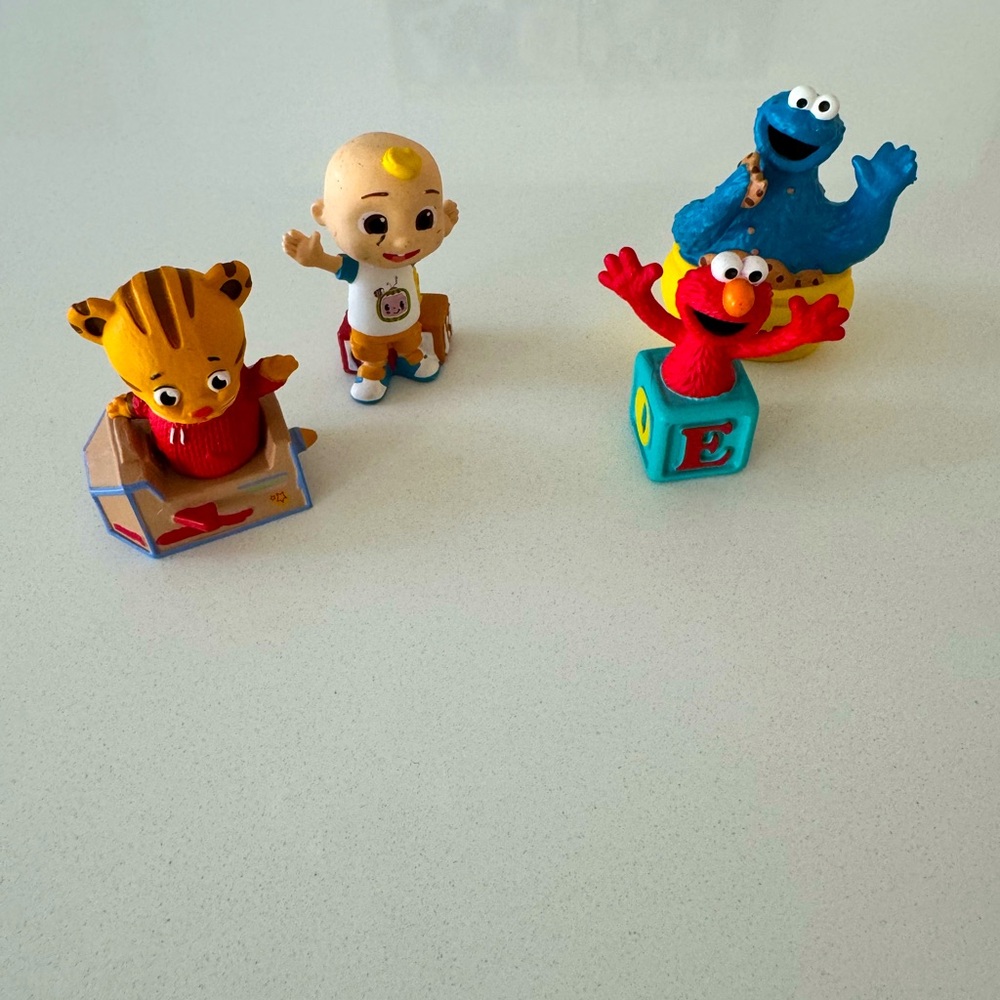 Bundle of Daniel Tiger, Cocomelon, Elmo, and Cookie Monster Tonies